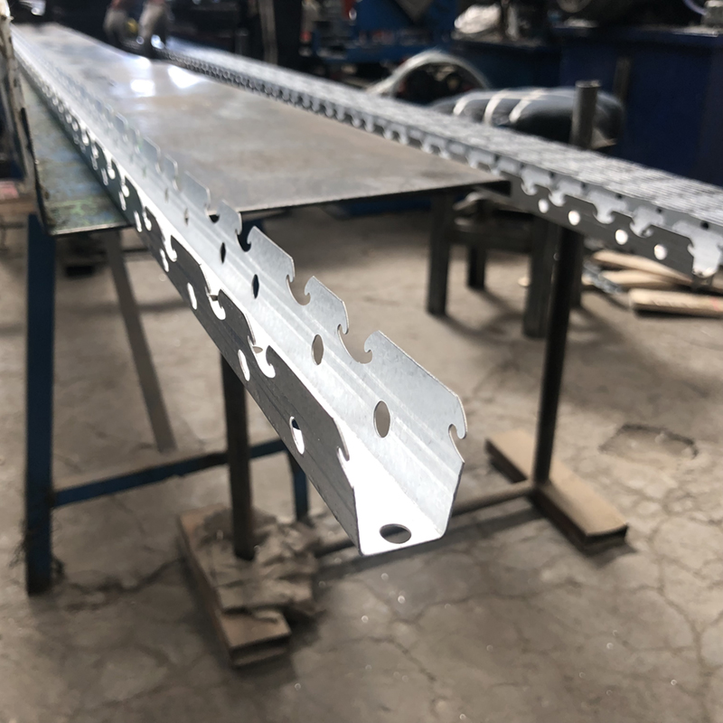 China High Quality Light Steel Suspended Ceiling V Model