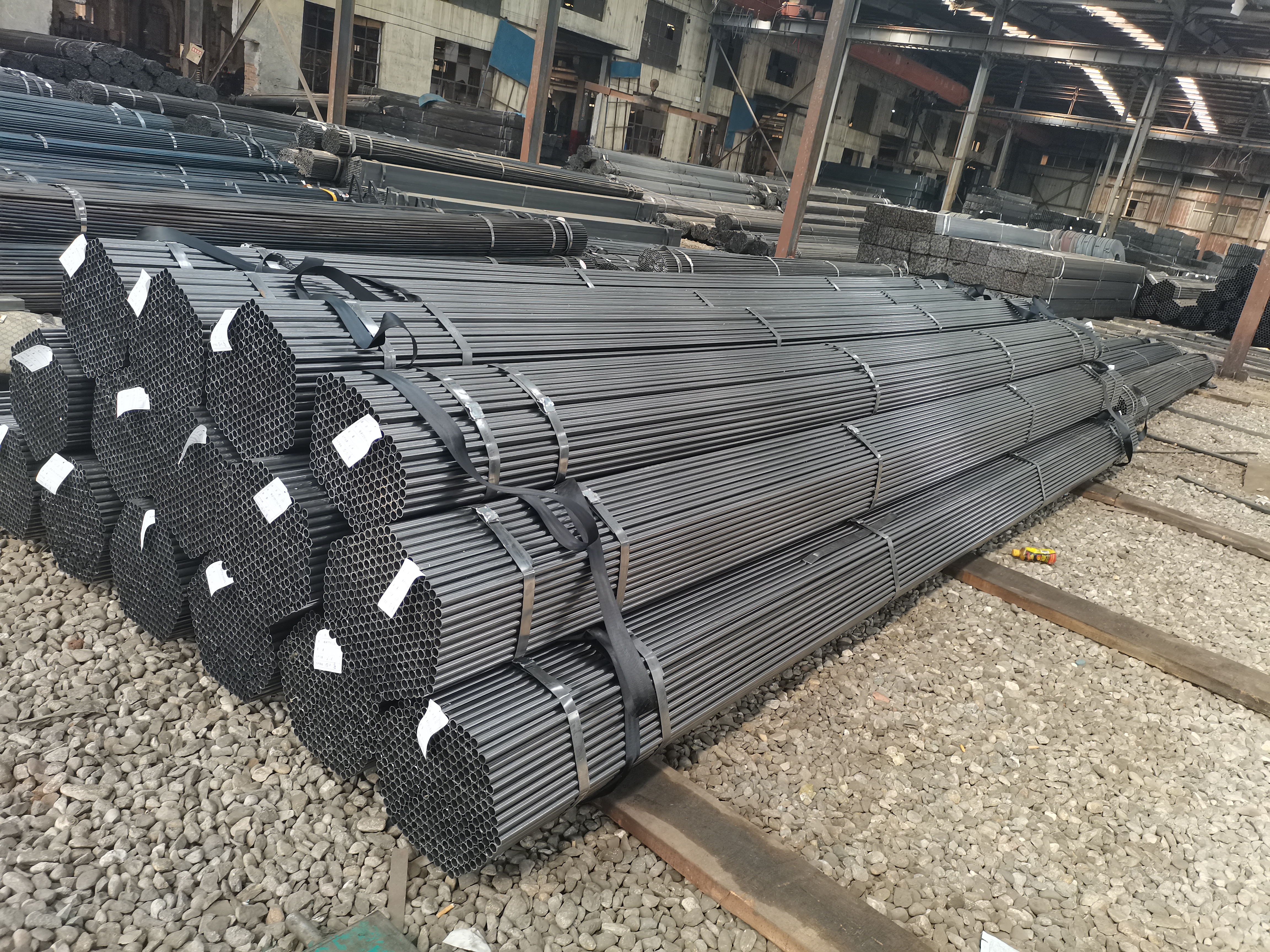 black pipe